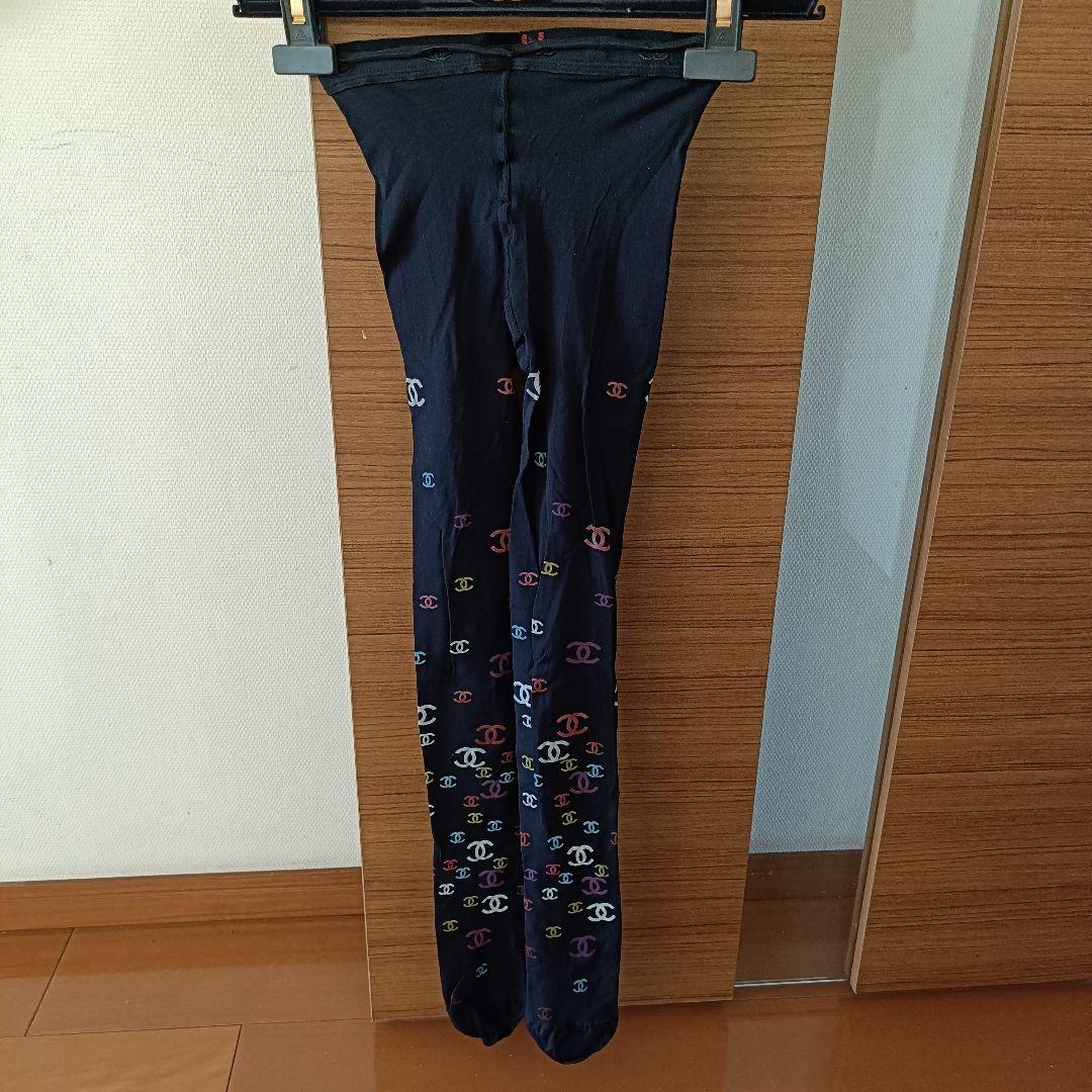 CHANELロゴプリントタイツ　サイズ　2　タグなし
