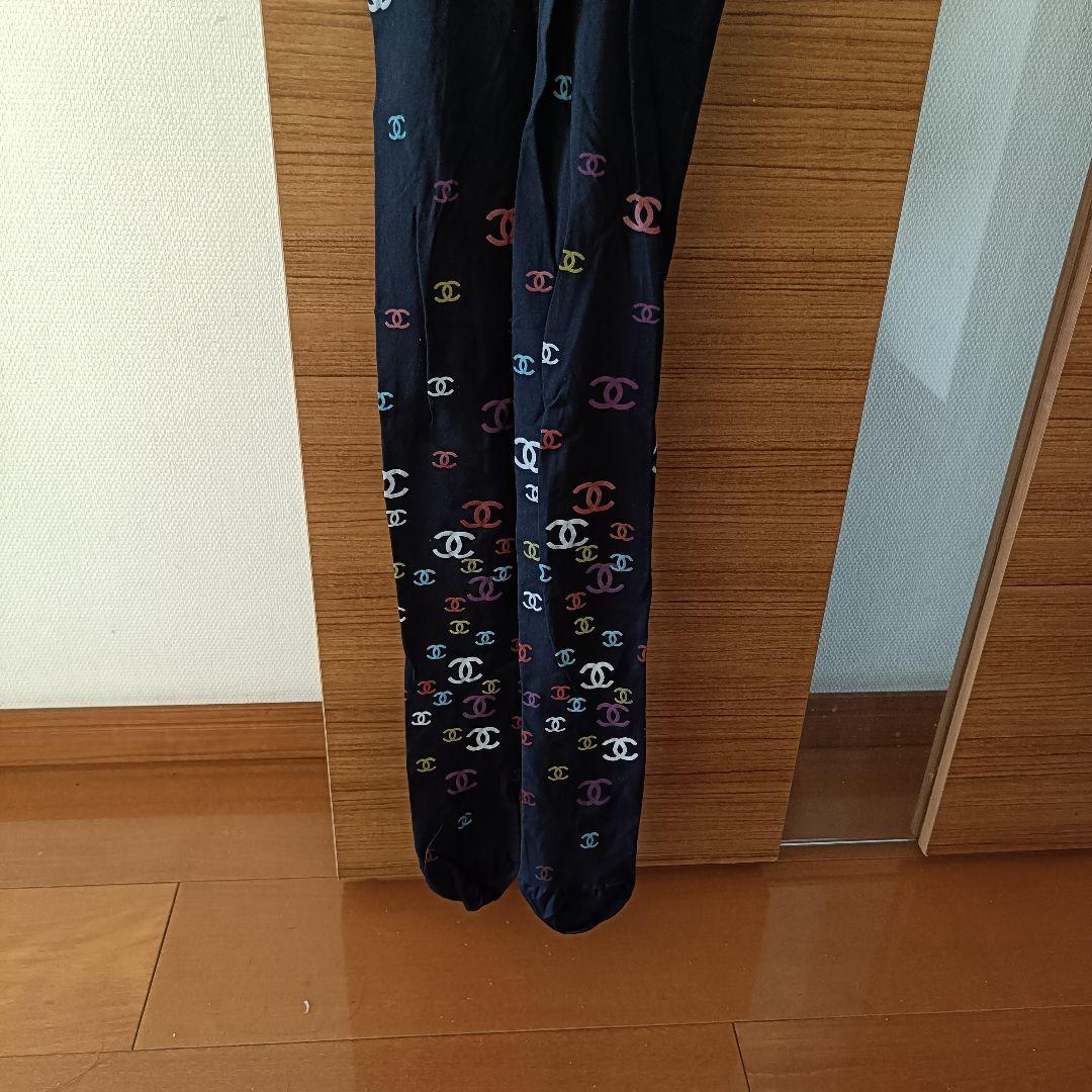 CHANELロゴプリントタイツ　サイズ　2　タグなし