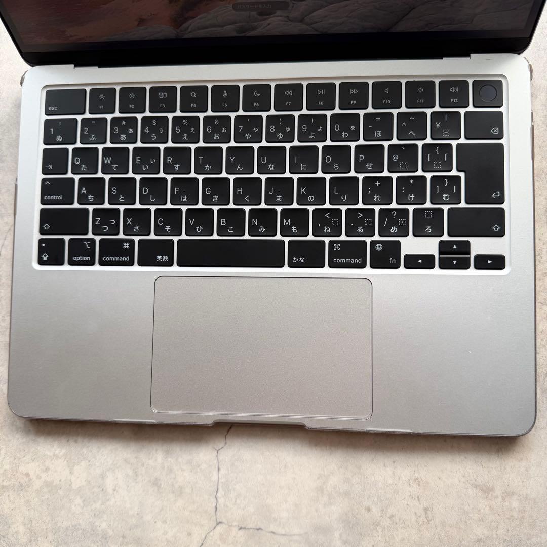 MacBook Air M2 13.6インチ 8GB/512GB シルバー 美品