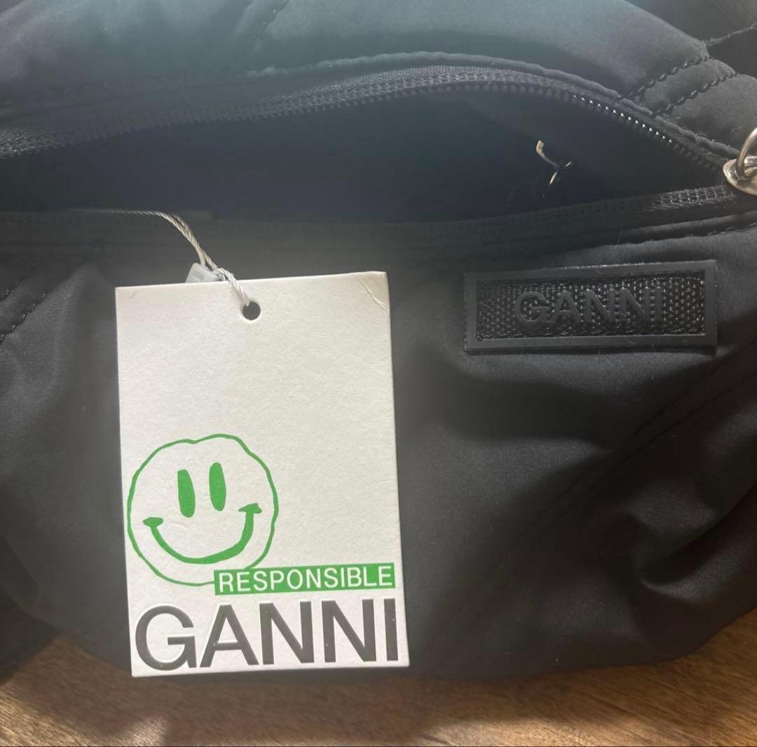 バッグ GANNI Quilted Recycled Tech Bag