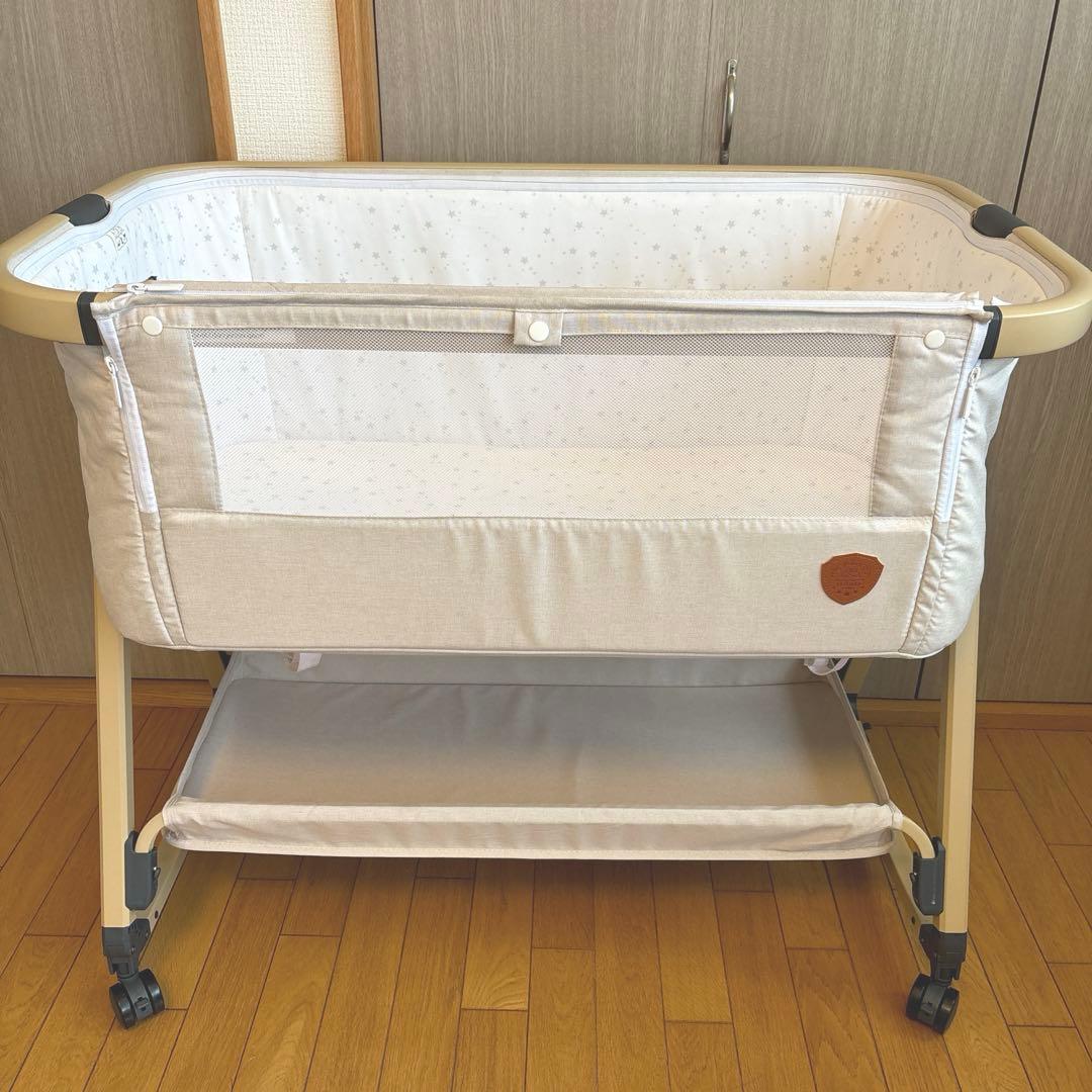 【早い者勝ち！】大人気 ミニ ベビーベッド HZDMJ カーキ 揺りかご機能付き