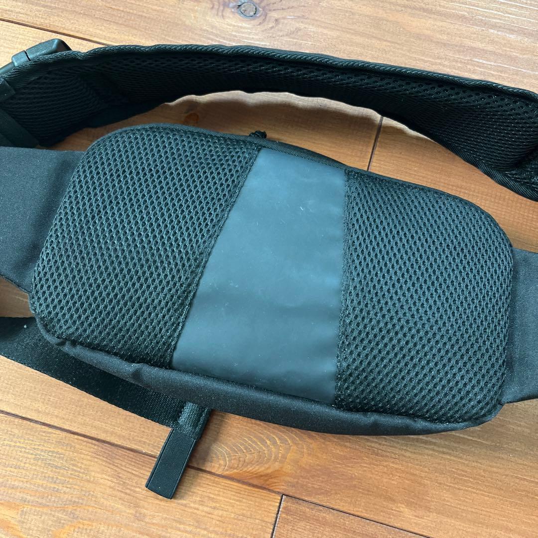 POMULU ヒップシート ショルダーバッグ