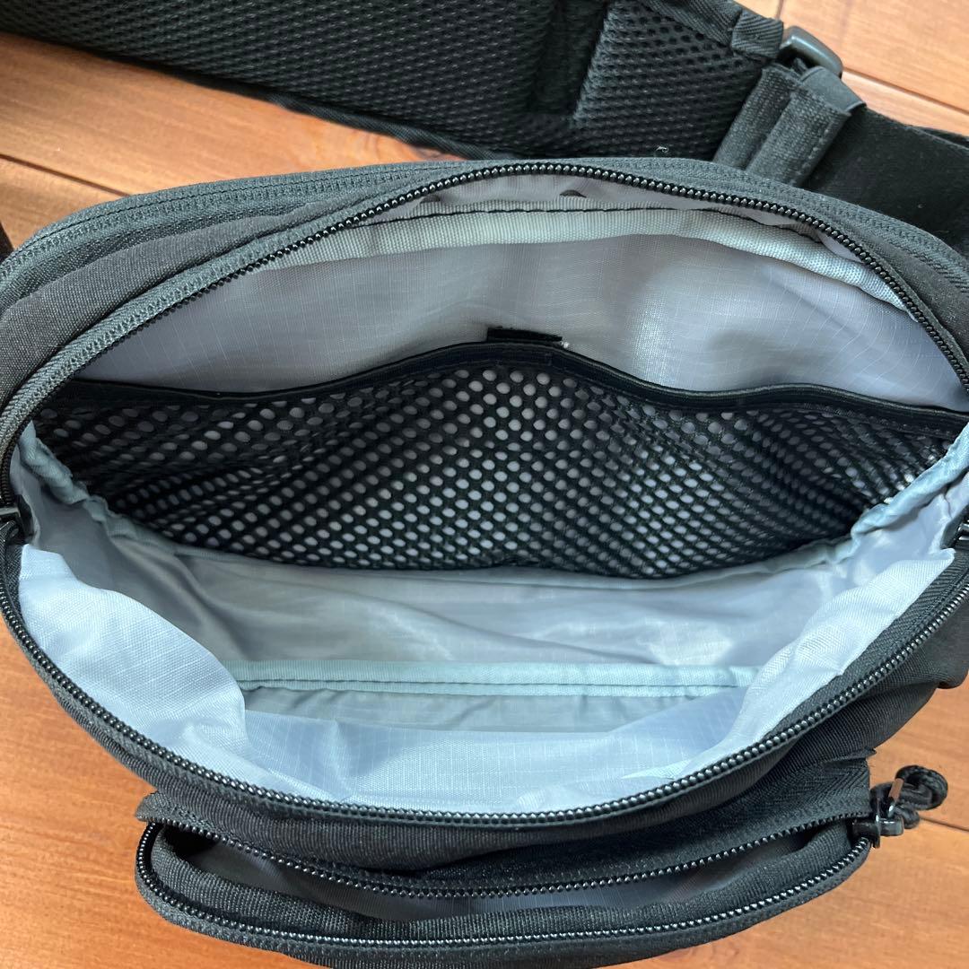 POMULU ヒップシート ショルダーバッグ