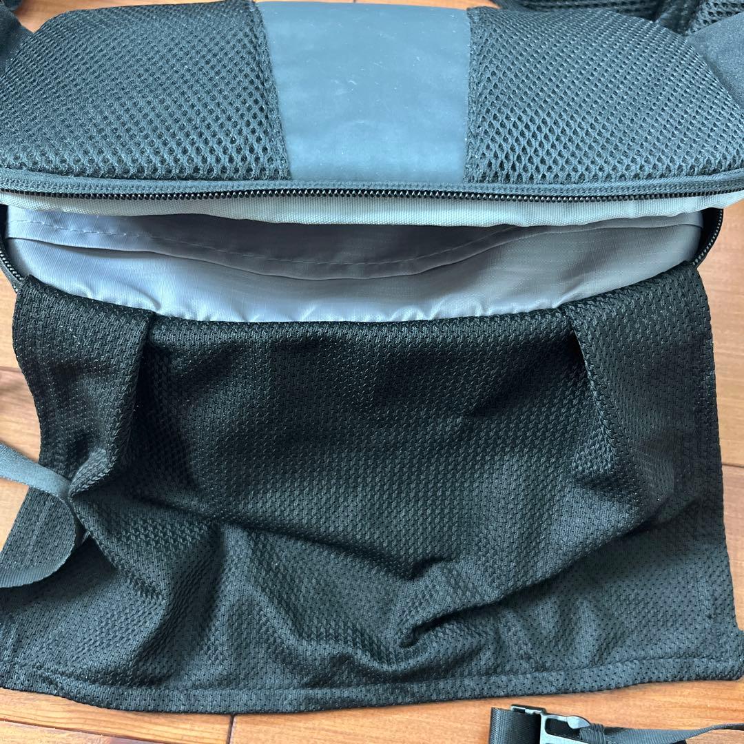 POMULU ヒップシート ショルダーバッグ