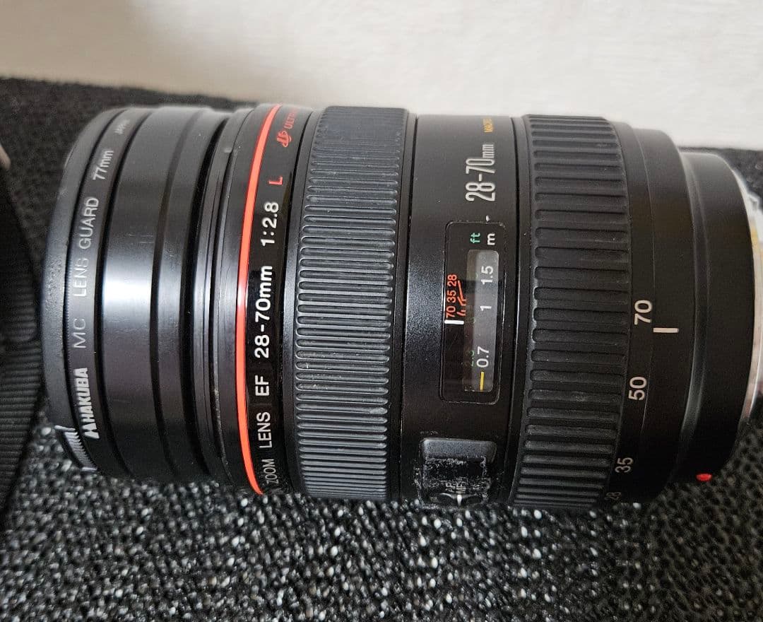 カズ　CANON ZOOM LENS EF 28 70mm 1 2.8 L