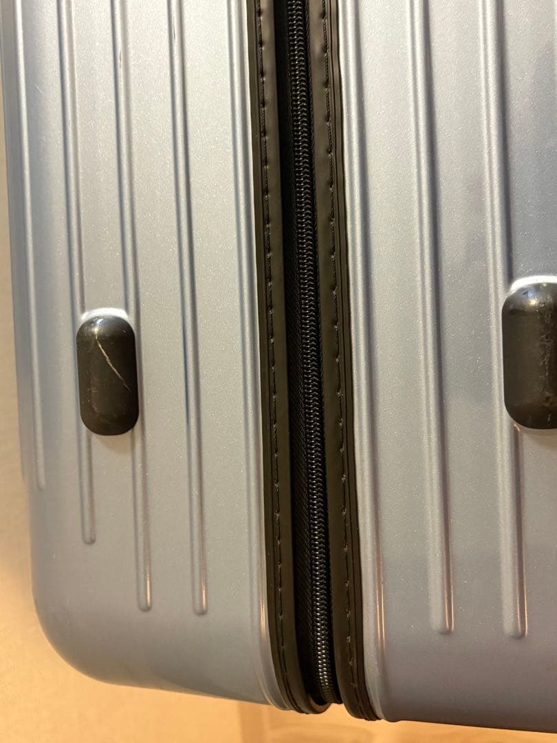 リモワ　サルサエアー　アイスブルー　中古91ℓ TSAロック