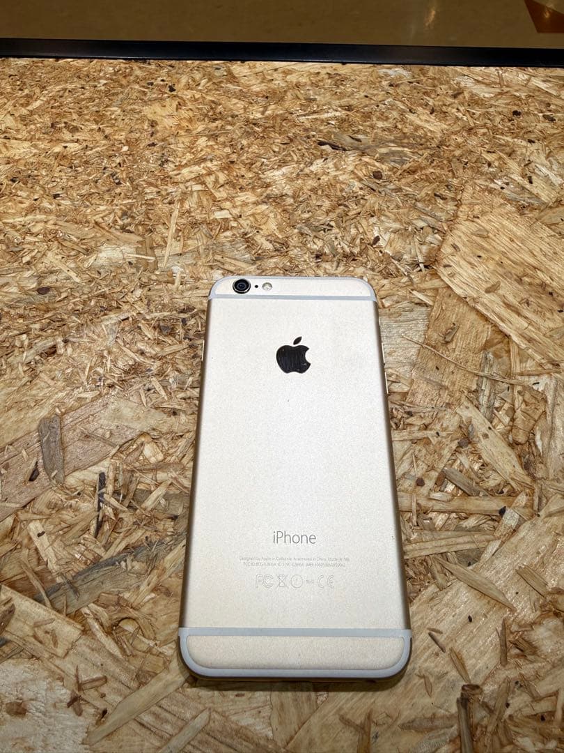 Apple iPhone 6 ゴールド 本体