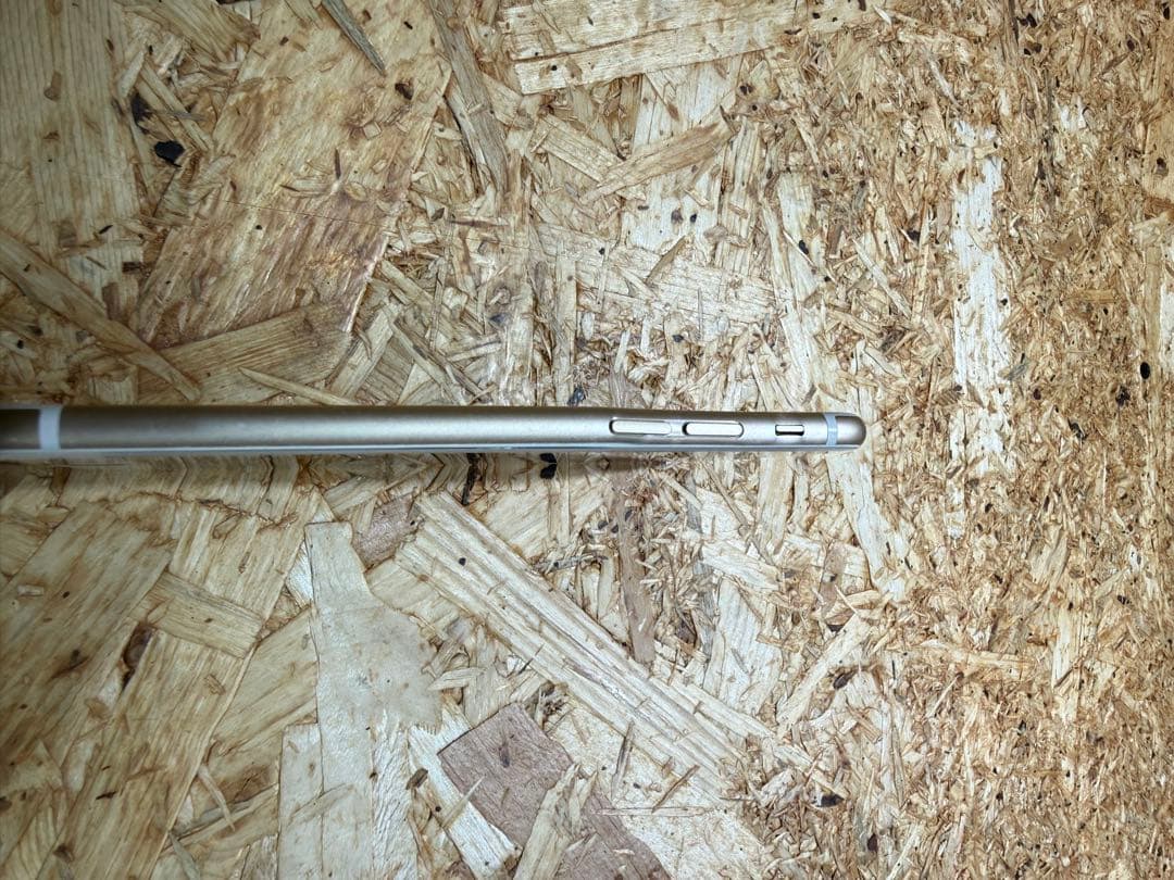 Apple iPhone 6 ゴールド 本体