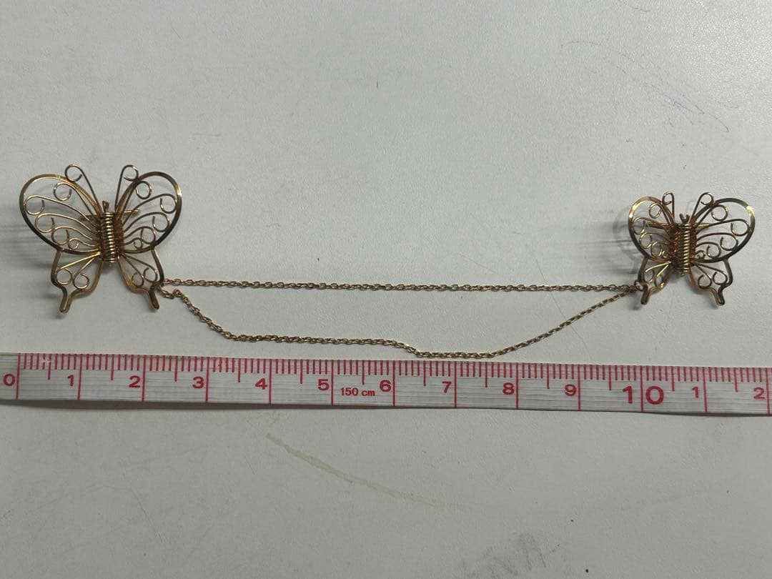 蝶々 バタフライ K18 ゴールド750 重さ3,18g ブローチ