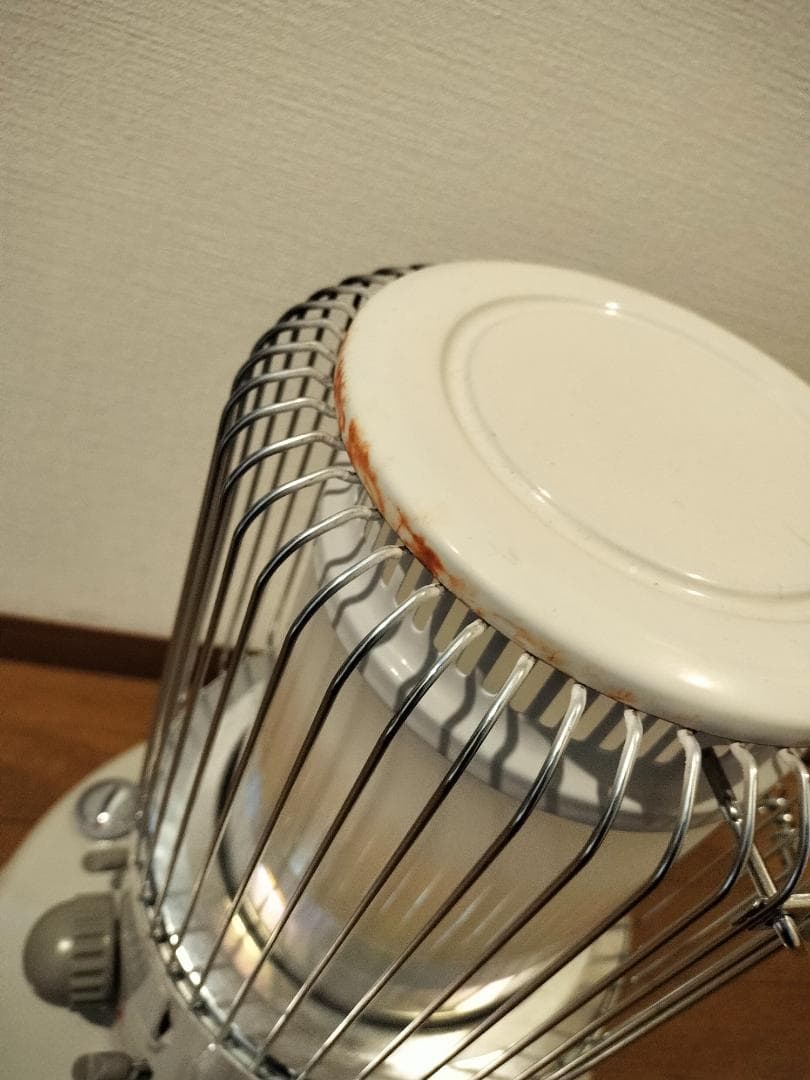 トヨトミ 石油ストーブ レインボー