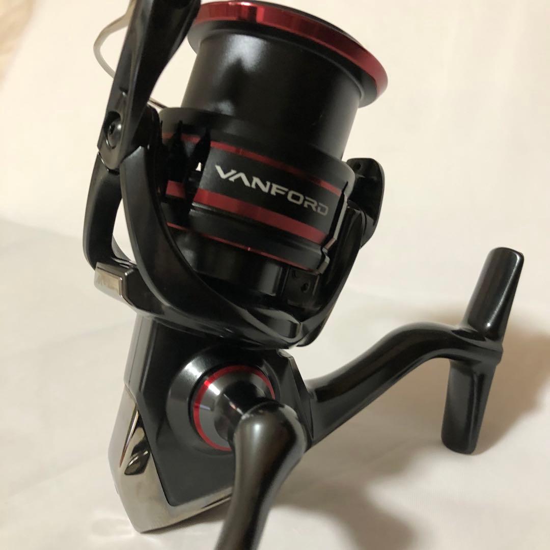 美品　シマノ　20ヴァンフォード 4000MHG スピニングリール　釣り　人気