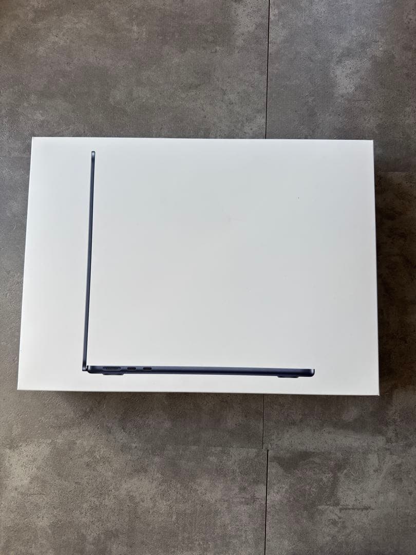 Apple MacBook M3 ミッドナイト