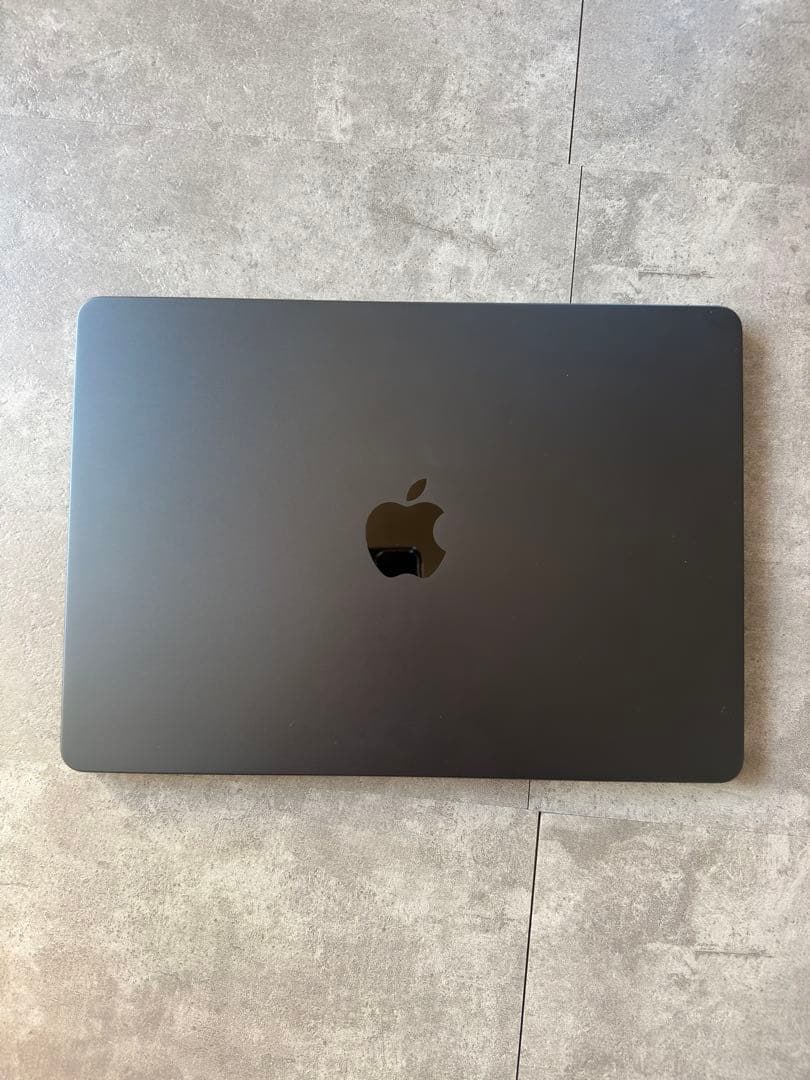 Apple MacBook M3 ミッドナイト