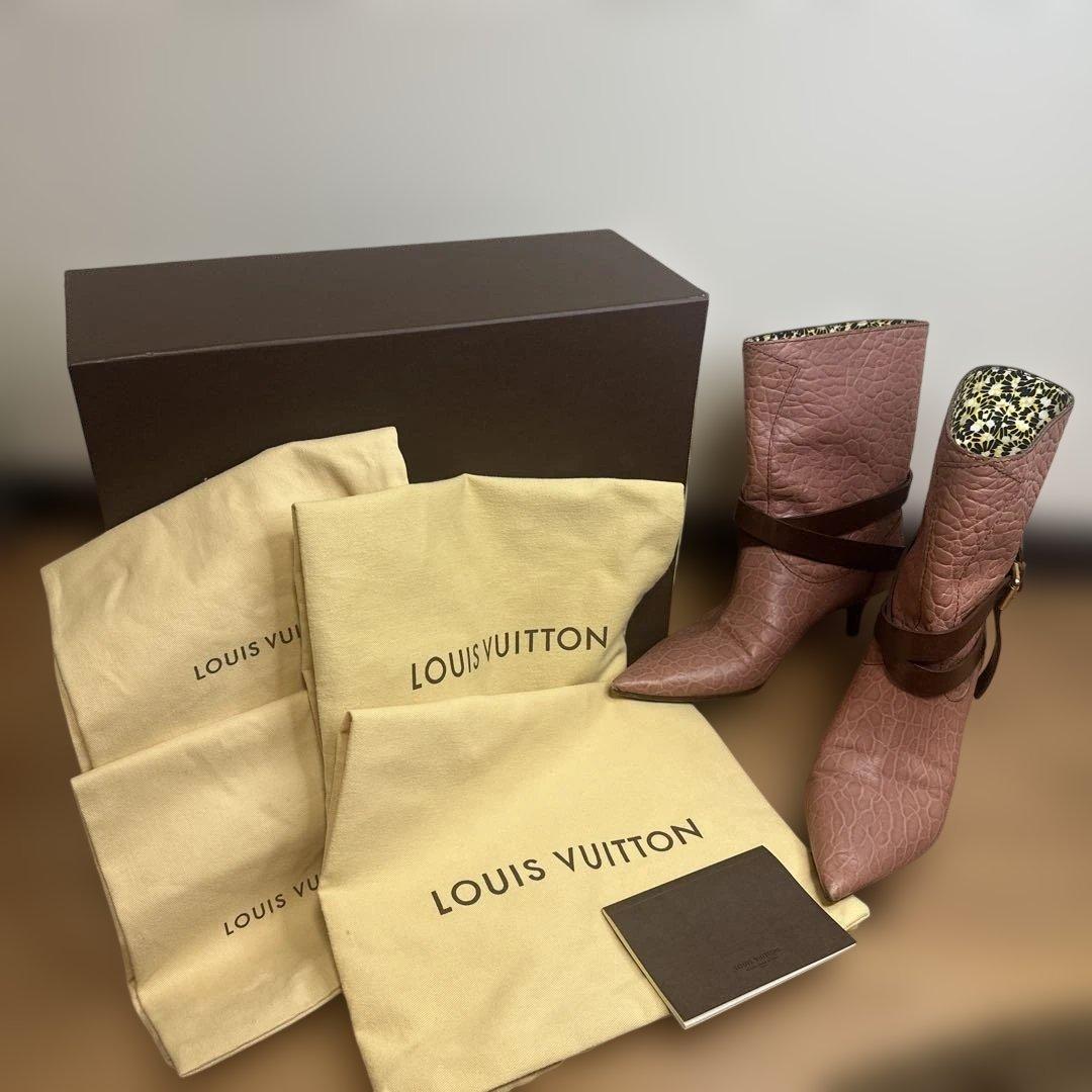 た*き様 LOUIS VUITTON ピンク レザー ブーティ　ヒール　37