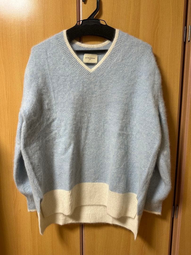 フォックスカシミヤ Vネック ニット ブルー