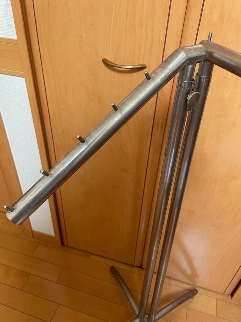 衣類ハンガー ラック　2方向　調整可能　店舗什器