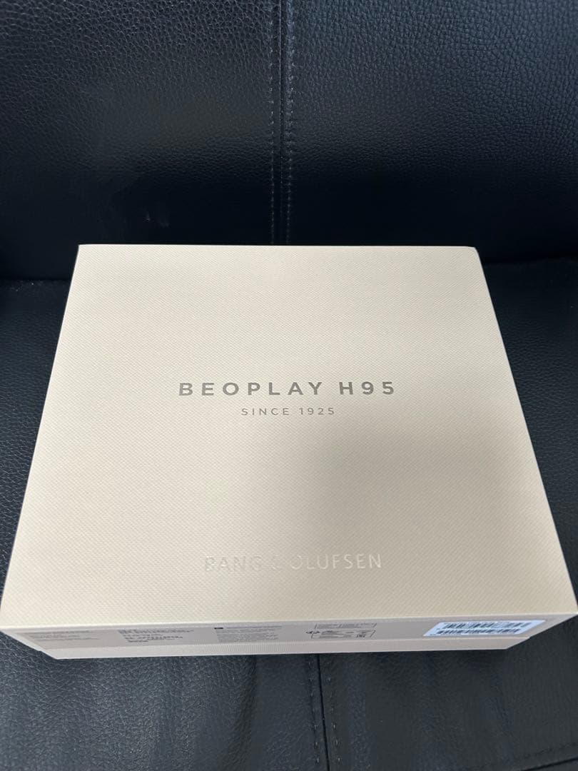 BEOPLAY H95 【Bang & Olufsen】