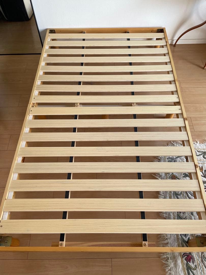 セミダブルベッドフレーム 天然木製 すのこ