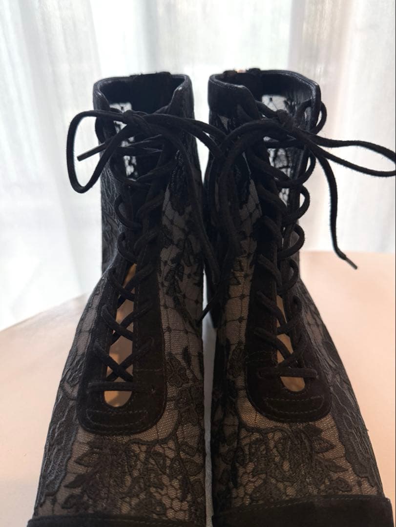 美品✨DIOR Naughtily-D 37 ヒール ショートブーツ　刺繍