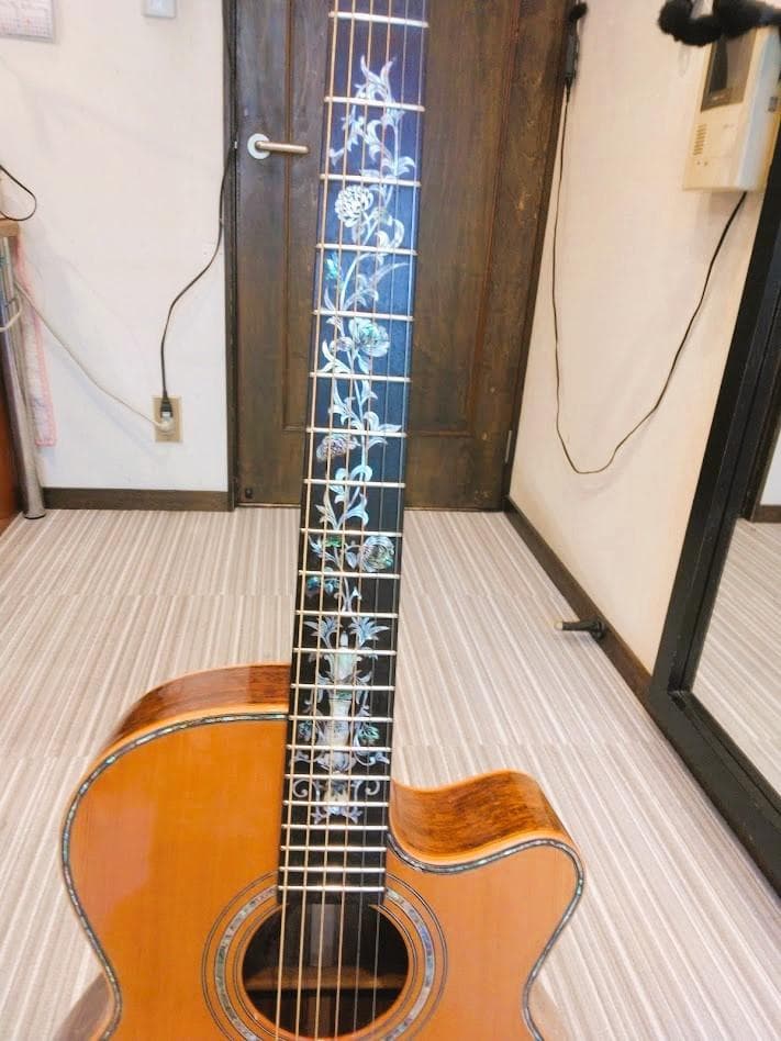 サ*ノ様 サムズ工房インレイカッタウエイギター　オール単板