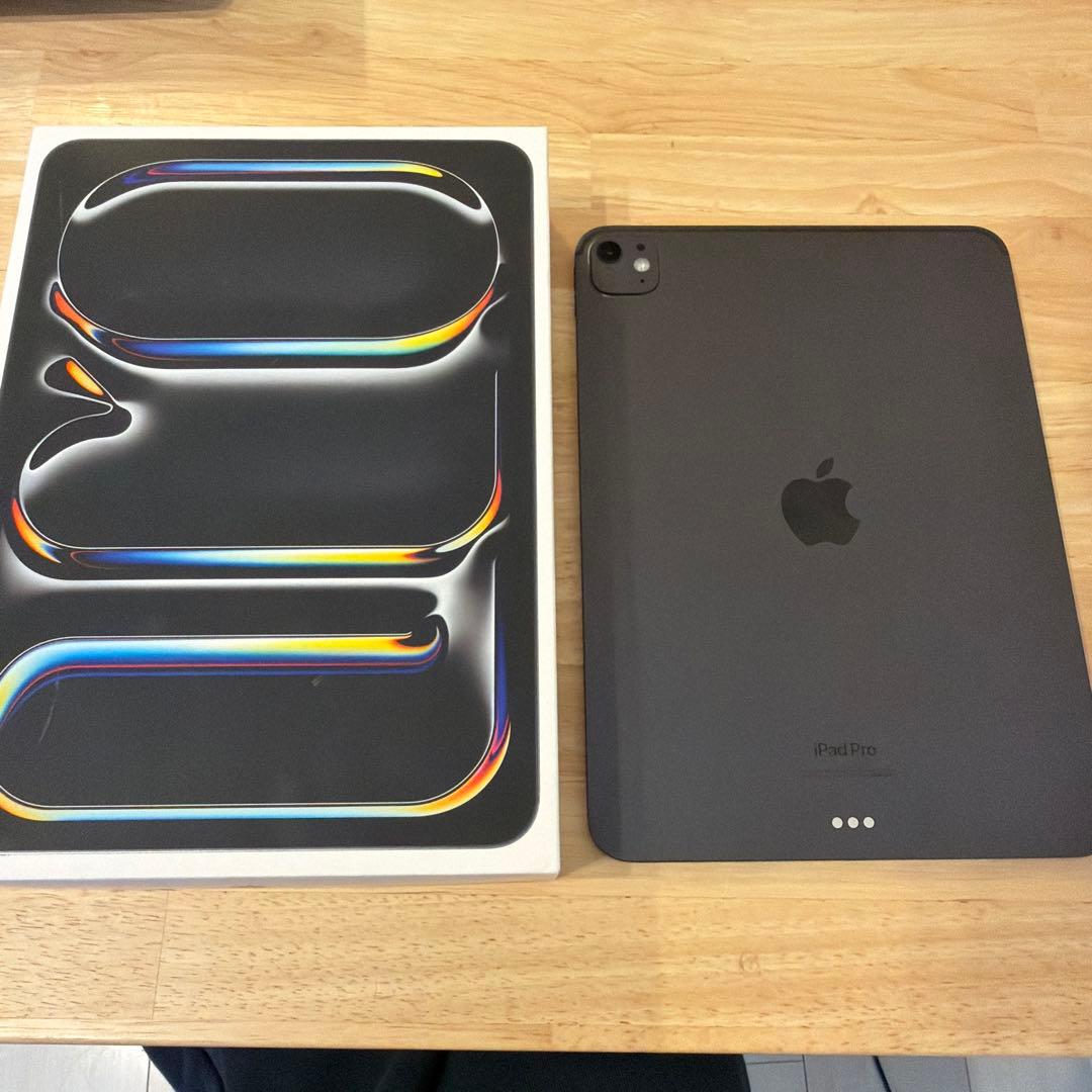 iPad Pro m4 11インチ バッテリー容量100%