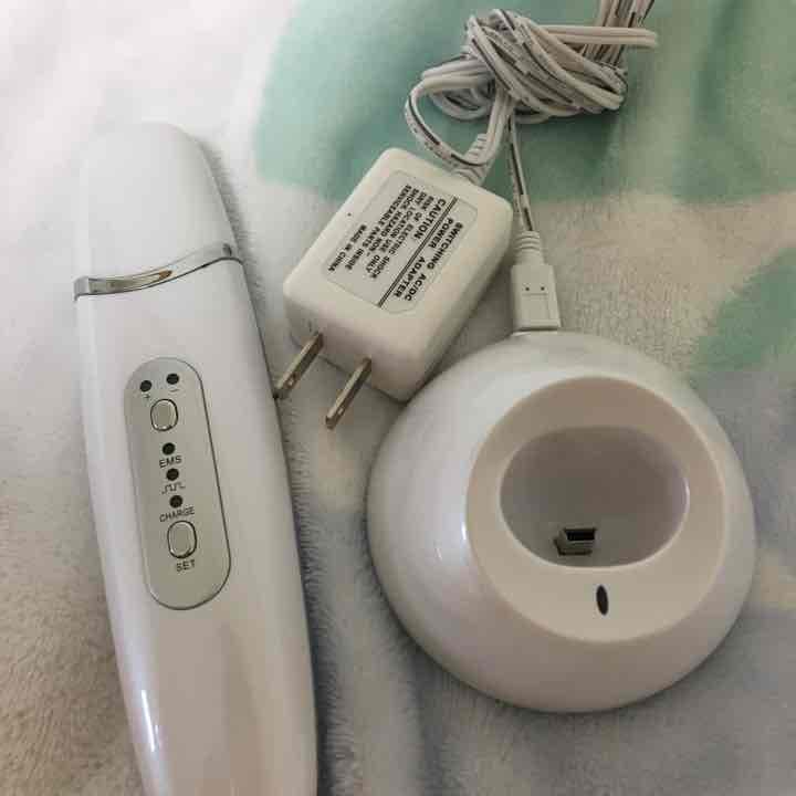 美顔器 ポシュレ♡アクアエステソニック