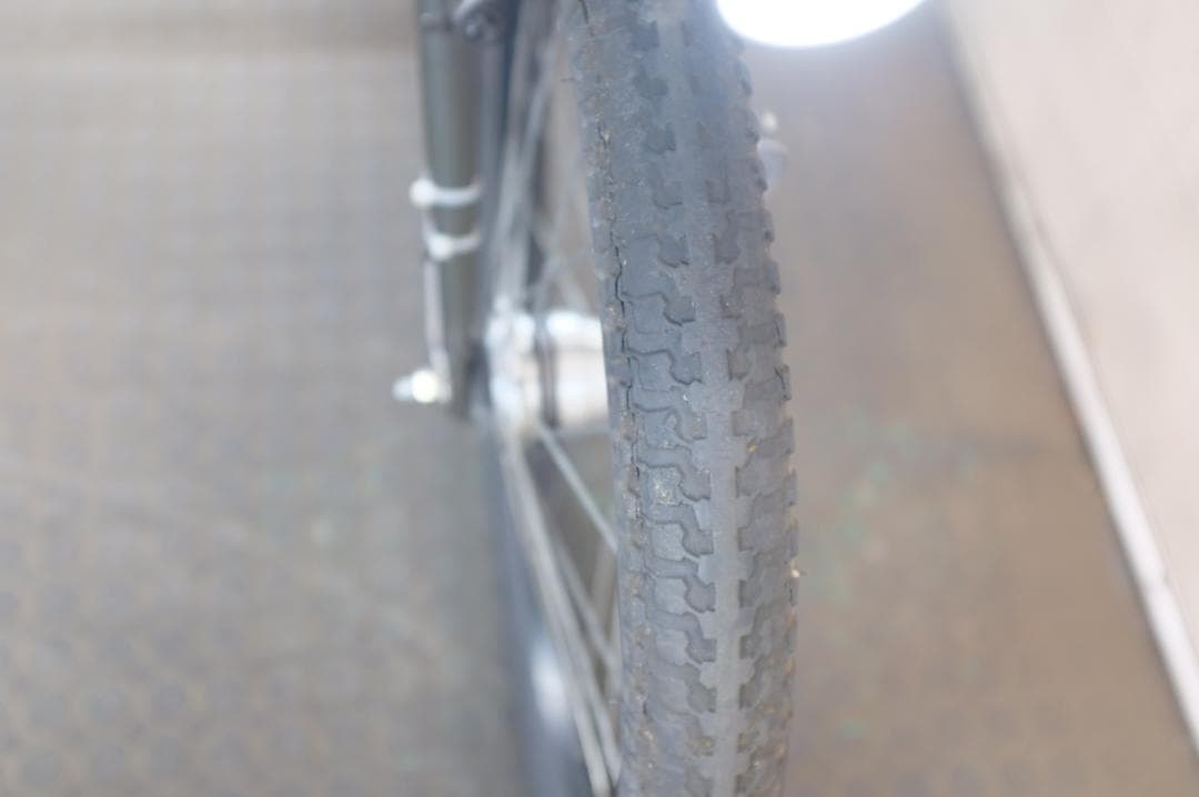 y*i様 LOUIS GARNEAU 　18インチ　3段　13.2Ah（3点灯）