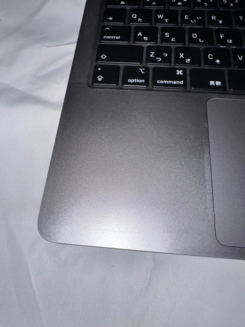 MacBook本体 MacBook Pro 2022 M2 / 16GB / SSD512