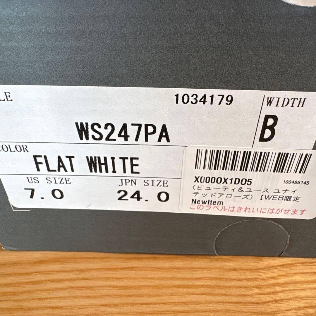 新品未使用 UGG ベージュ スリッパ 24cm