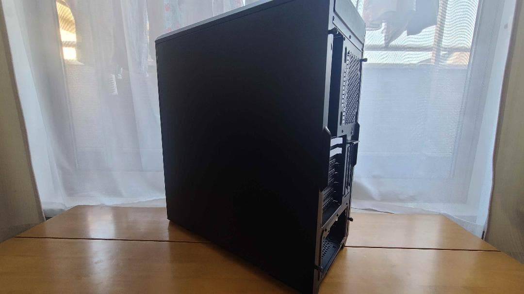 XPG DEFENDER 水冷式CPUクーラー フロントメッシュ PCケース