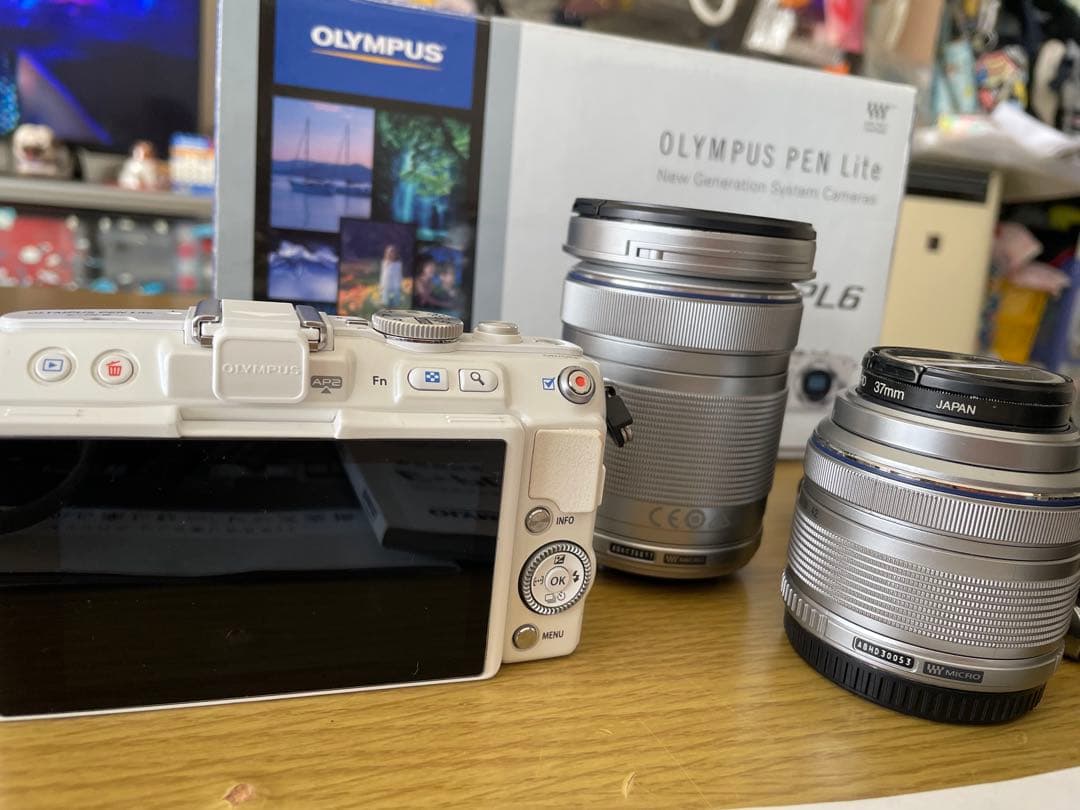 OLYMPUS PEN Lite E-PL6 レンズ2本付き