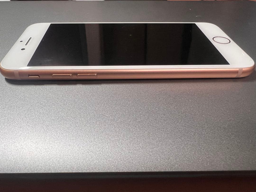 Apple iPhone 8 64GB 本体　美品