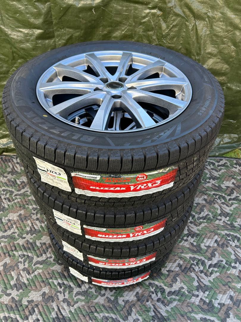 ［新品未使用］スタッドレスタイヤ＋ホイールセット 225/55R18