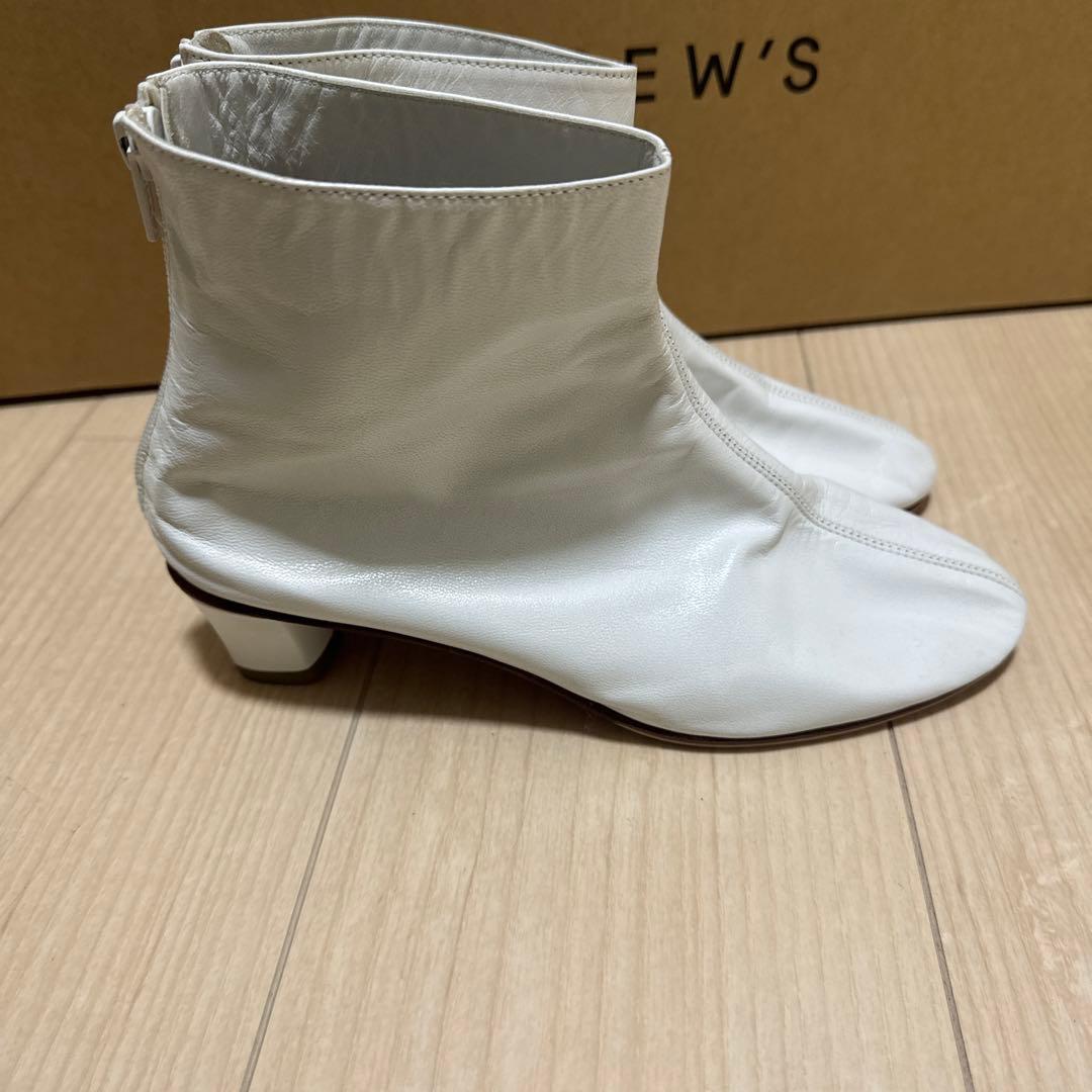 マルティニアーノ　MARTINIANO 白　ブーティー