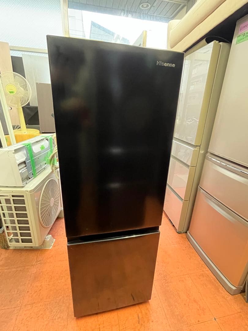 冷蔵庫ハイセンス2022年175L 2ドア　一人暮らし用　送料込み