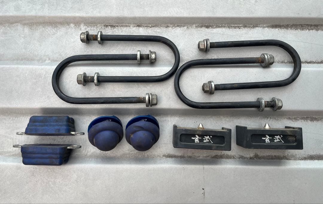 【玄武】ハイエース ローダウン ブロック 1.5インチ