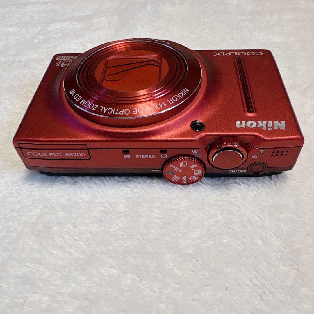 Nikon COOLPIX S8200 レッド