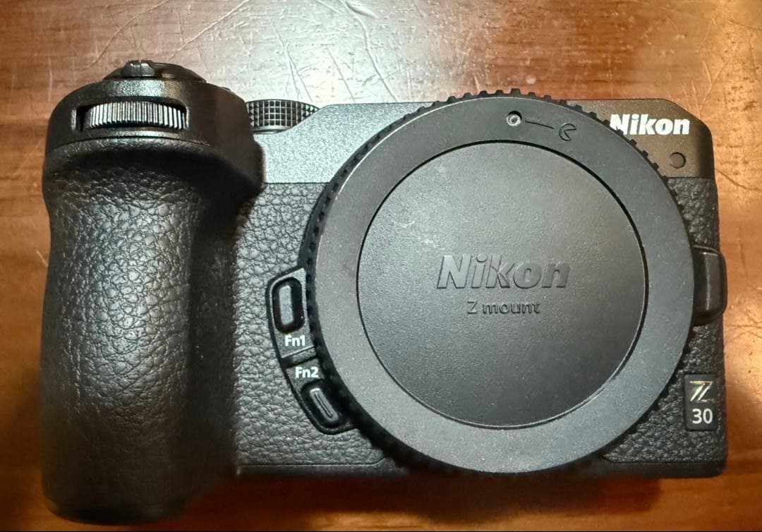 Nikon Z30 ミラーレス一眼 カメラ　美品　格安