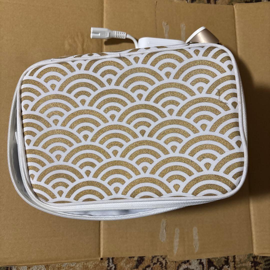 BRAUN 脱毛器　silk expert pro5 ケース付き