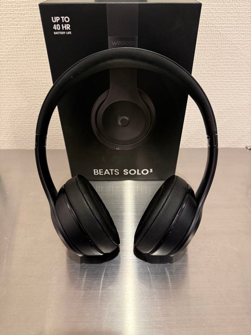 BEATS SOLO3 ワイヤレスヘッドフォン 交換済み　ブラック