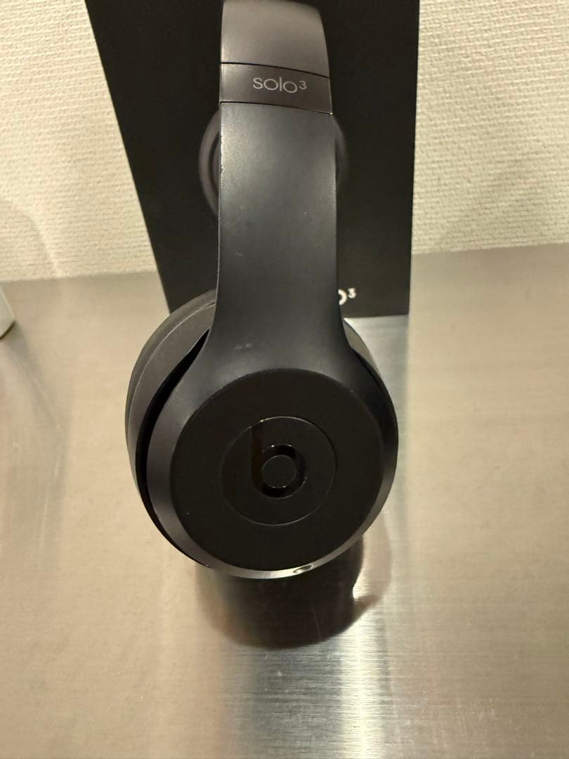 BEATS SOLO3 ワイヤレスヘッドフォン 交換済み　ブラック