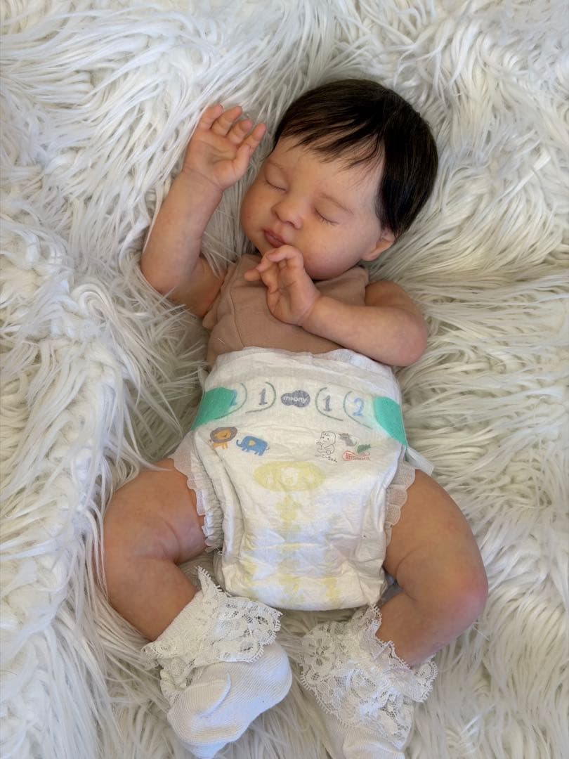 【リボーンドール】 ESENIA