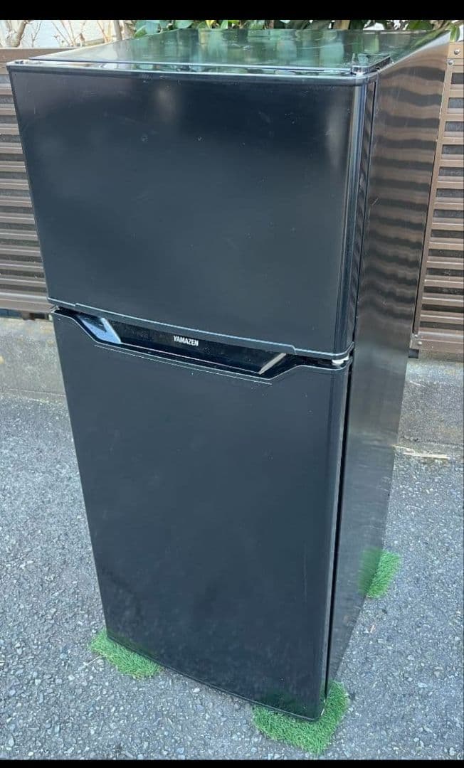 山善ヤマゼン冷凍冷蔵庫128L7段階庫内温度調節つまみ省エネ設計　2021年製