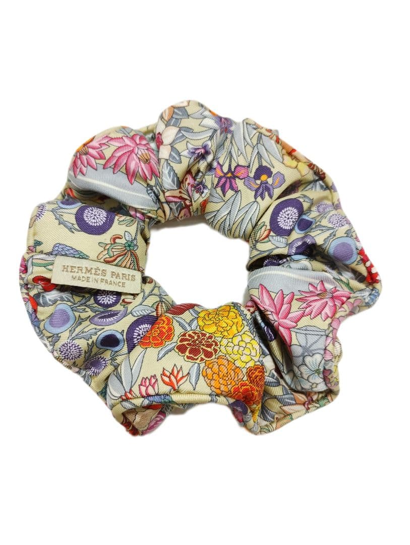 エルメス シュシュ クラウディア ブルーム