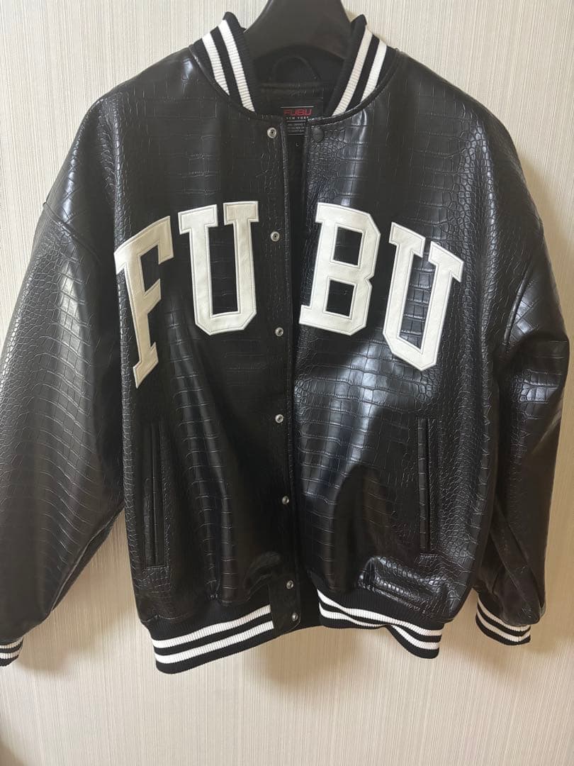 FUBU 黒スタジャン　クロコダイルパターン L