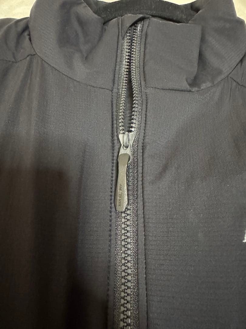ARC'TERYX アークテリクス アトム ジャケット XS ブラック