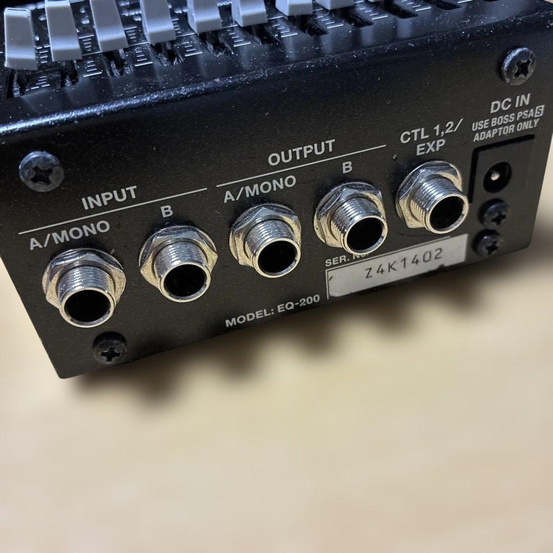 BOSS グラフィックイコライザー EQ-200