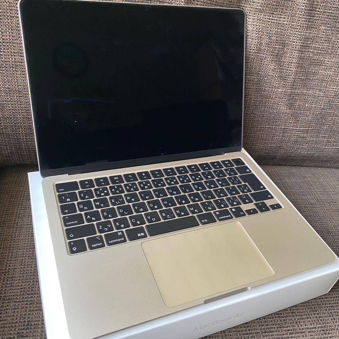 Apple MacBookAir 本体 2022 M2 8GB 512GB