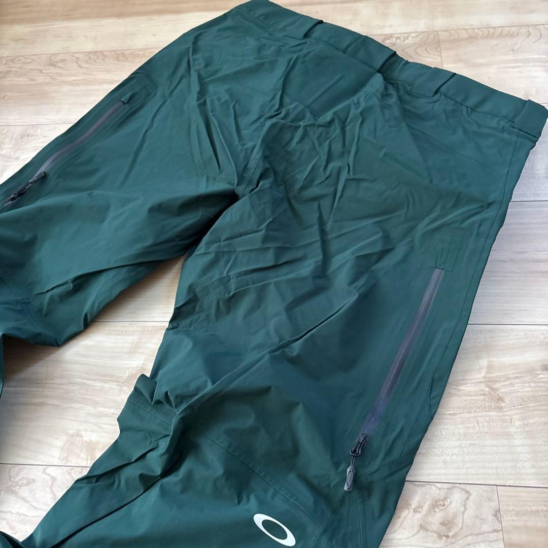 新品　オークリー　メンズ　スノーボードウェア　スキー　ウィンタースポーツ　L