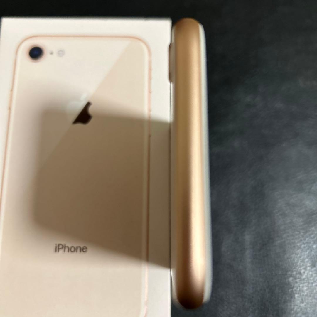 docomo iPhone 8 ローズ 64gb本体 92％　箱付き